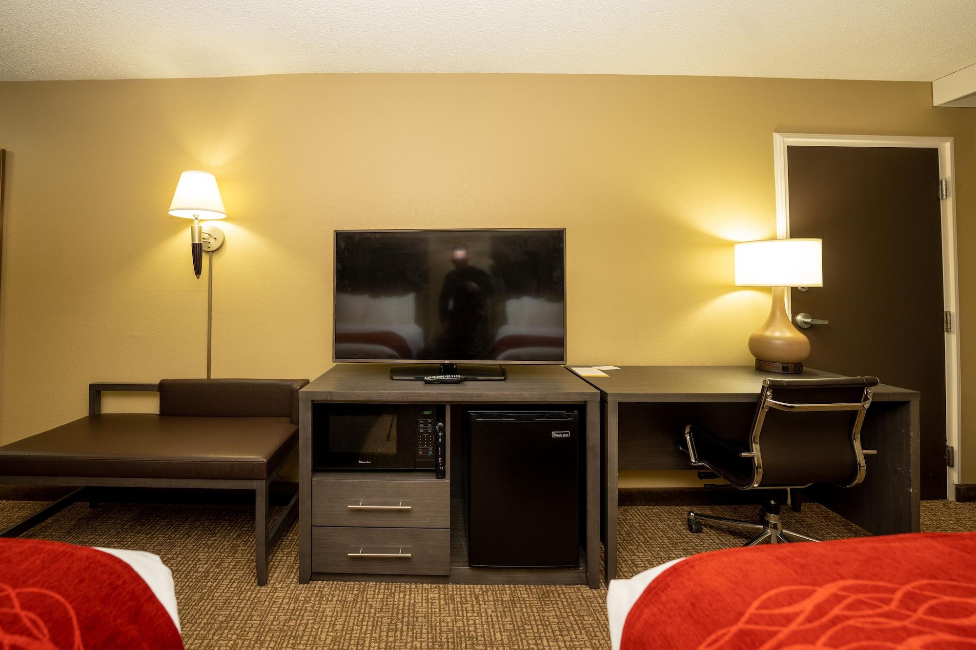 Comfort Inn Opelika - Auburn Екстер'єр фото