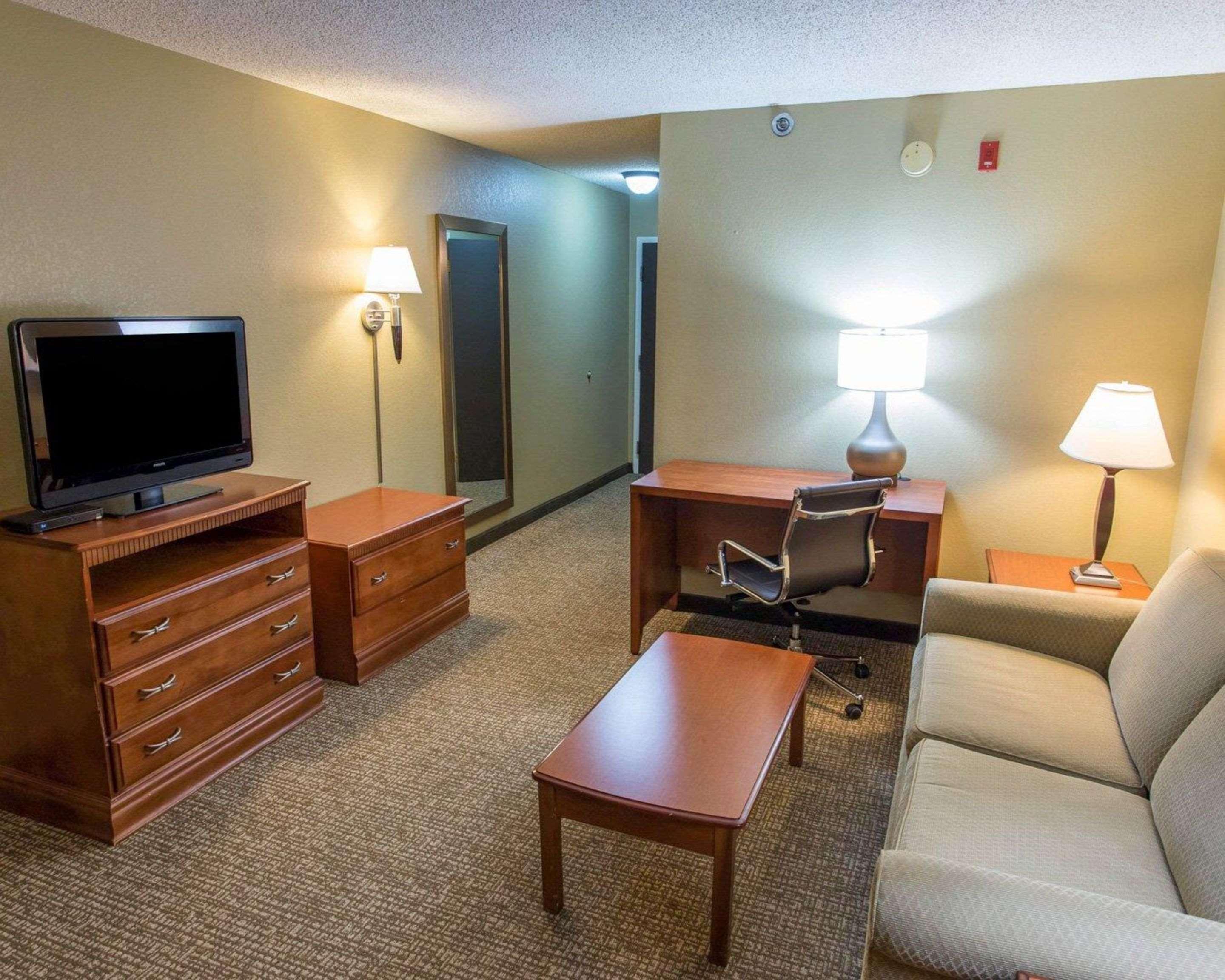 Comfort Inn Opelika - Auburn Екстер'єр фото