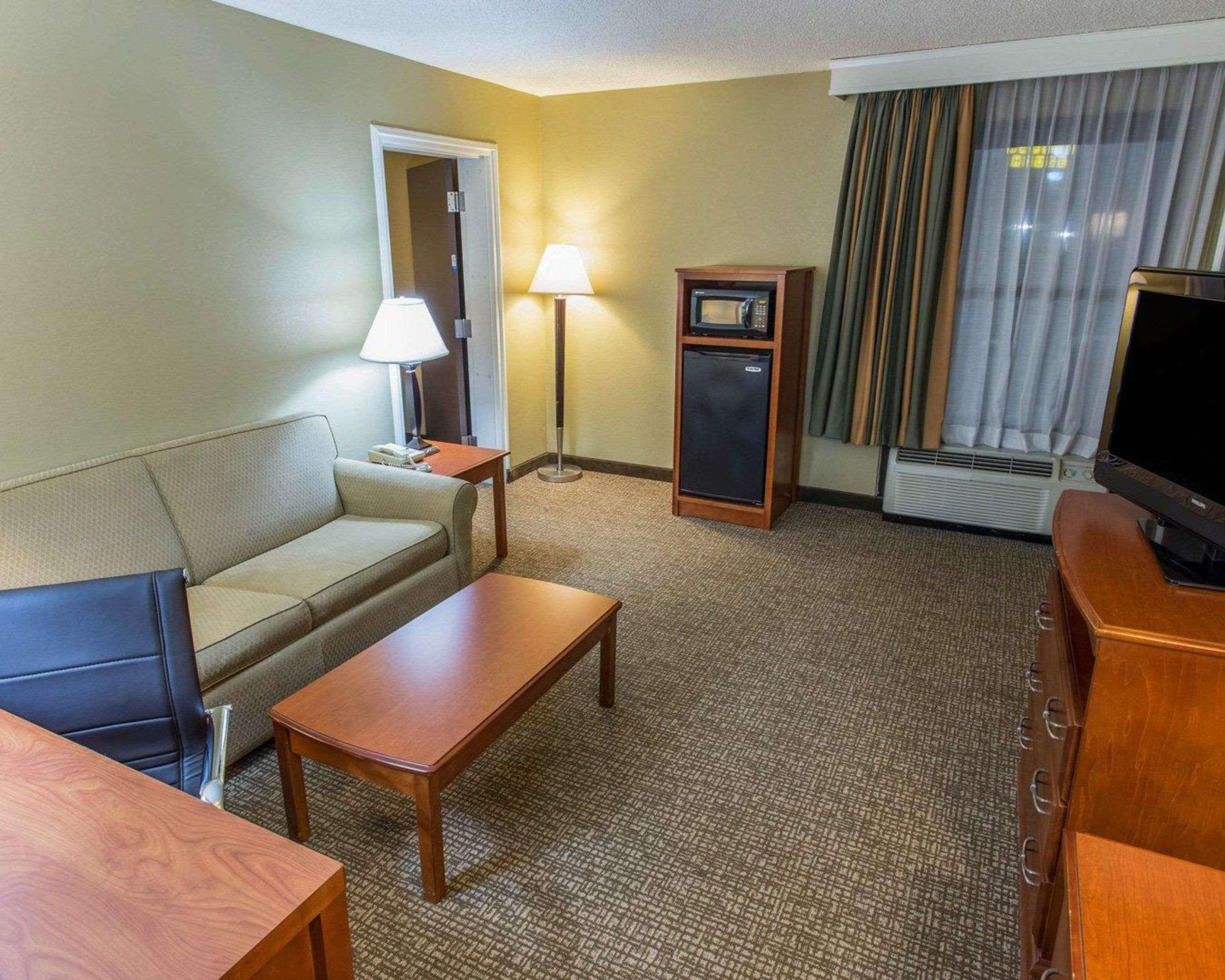 Comfort Inn Opelika - Auburn Екстер'єр фото