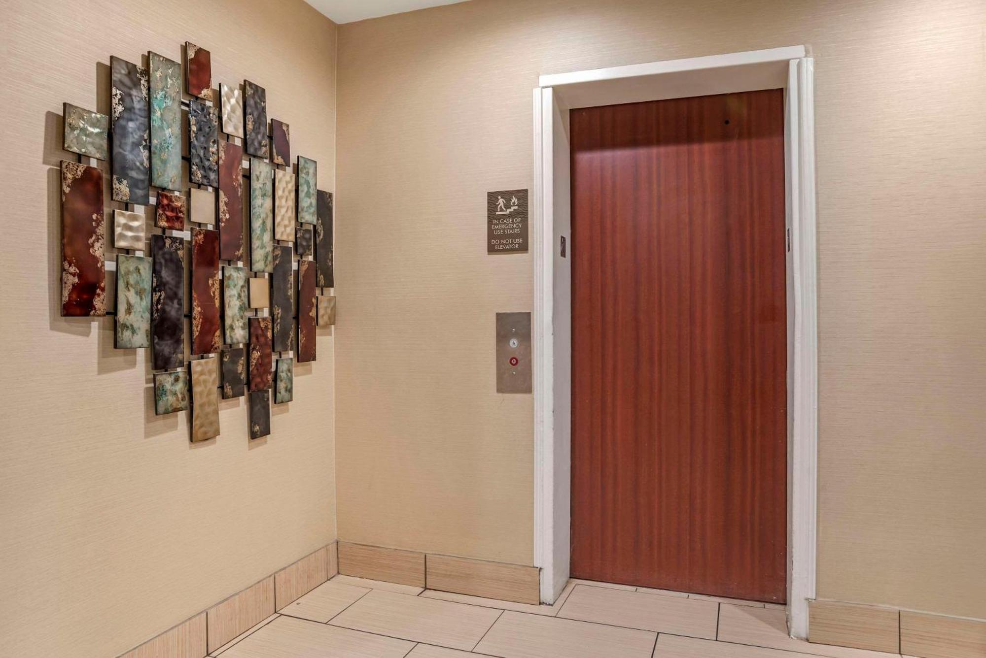 Comfort Inn Opelika - Auburn Екстер'єр фото