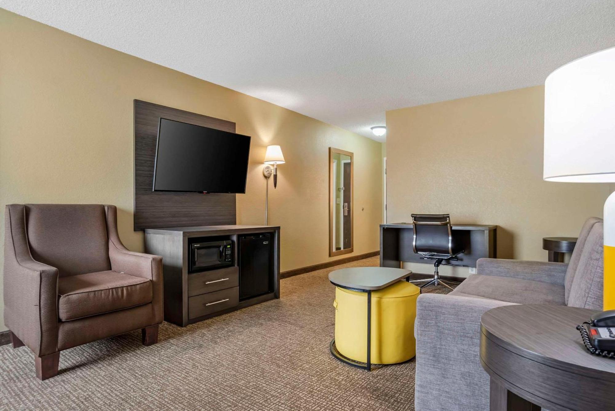 Comfort Inn Opelika - Auburn Екстер'єр фото